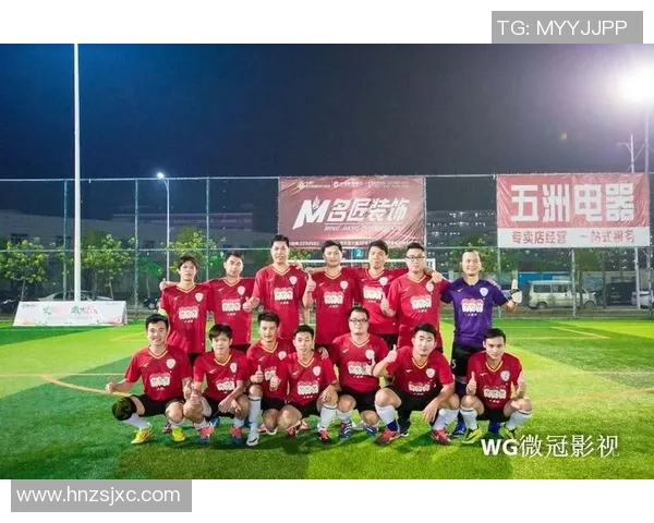 与足球明星同框瞬间分享梦想与激情的完美时刻