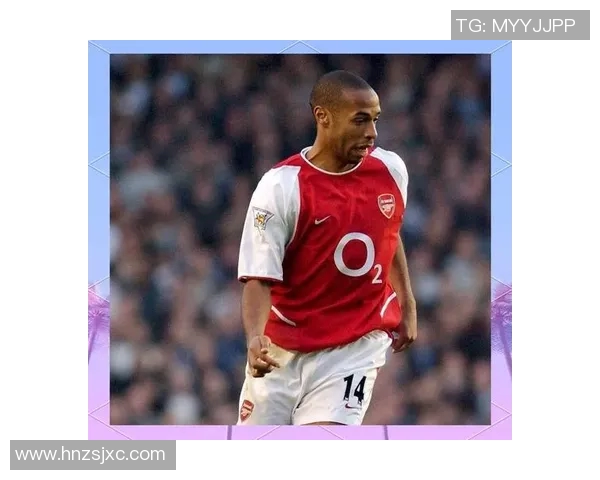 全球足坛的传奇人物盘点知名足球明星及其辉煌成就